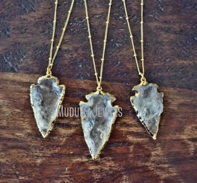 Mudulla Bohemian Raw Clear Quartz Arrowhead anheng m/kjede , Gold Electroplated