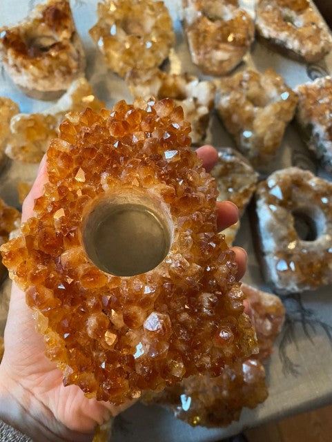 Ekstra Large Citrin RÅkrystall dekorasjon, 15 - 18cm, 1500gram