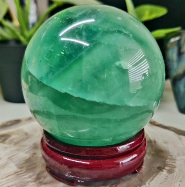 Vakker Grønn Fluorite Sphere krystallkule medium , ca. 50 - 60mm...