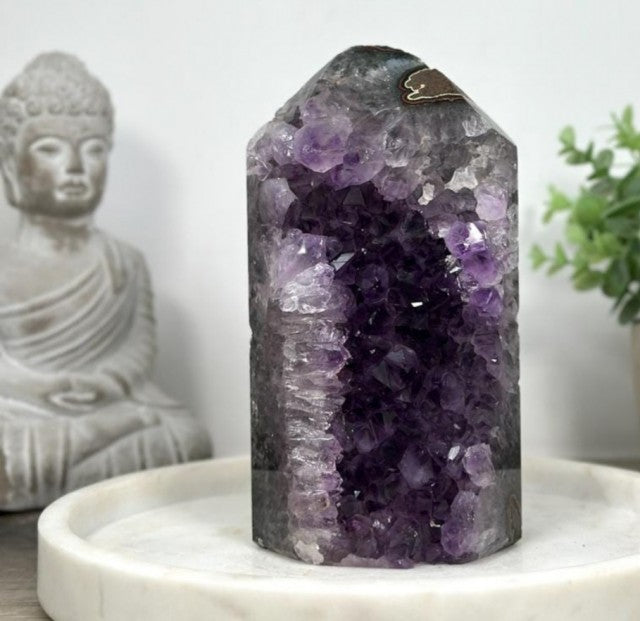 Natural Uruguay Amethyst & Agate Stone Tower AAA+ Quality Geode, 19x10cm, STP0178