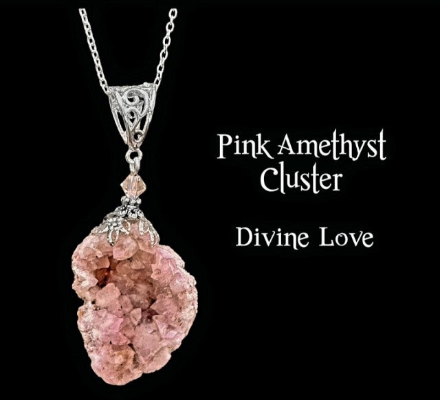 Nye, hÅndlagede Pink Amethyst Cluster ( Devine Love ) RÅkrystall Anheng m/kjede, Silverplated..
