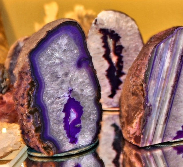 Supervakker Medium lilla large Agat Geodelampe, 12 - 13cm, inkl. trebare m/ledlys og remote control