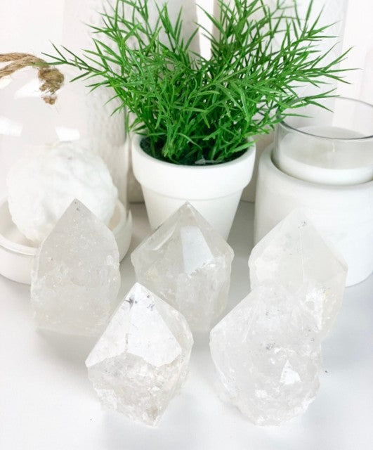 RÅ Point TÅrnkrystaller Klar Kvarts, Medium ca. 200 gram