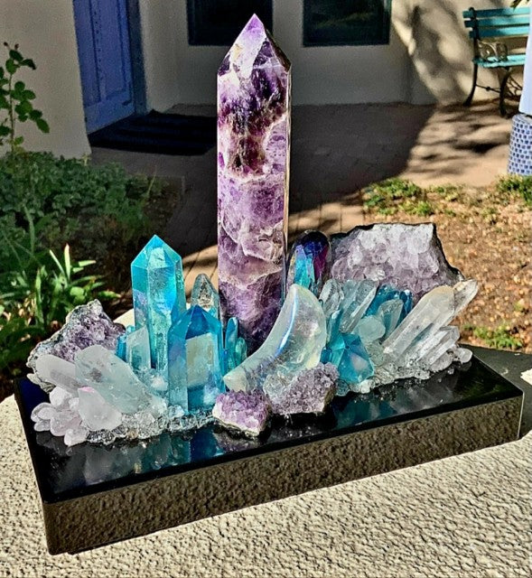 Fantastisk hÅndlaget QUARTZ & AMETHYST CRYSTAL Lysdekorasjon - " CRADLED MOON "
