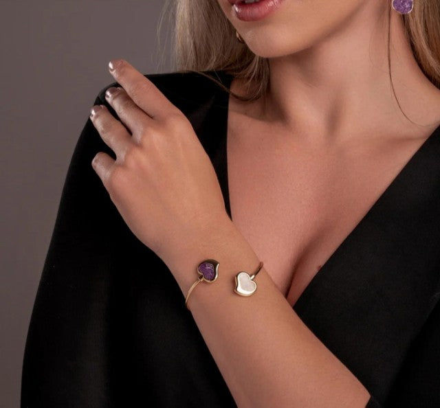 New 2025 Brazil Gem Heart Shaped Cuff Style 18K Gold Plated Bracelet w/ Natural Ametyst