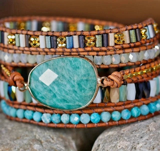NYHET 2025 ! BOHO WRAP BRACELET 5 rader armbÅnd med vakker Amazonite sten.