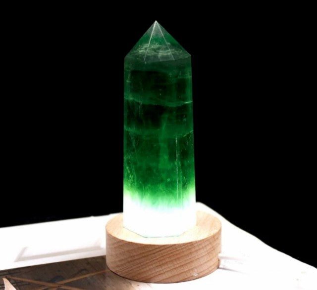 Ny, lekker TÅrnkrystall Lampe med ledlysbase i Grønn Fluoritt