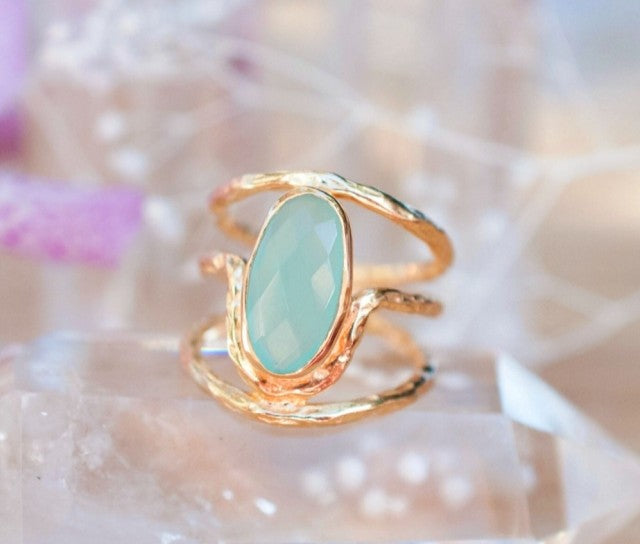 Håndlaget, Designring med Aqua Chalsedony 18K Gold Electroplated.