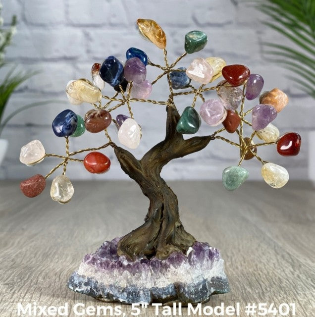 Vakre og eksklusive Feng Shui - Bonsai Lykketrær m/ ekte krystaller og Ametyst Clusterfot, ca. 12cm høy, Mixed Quartz