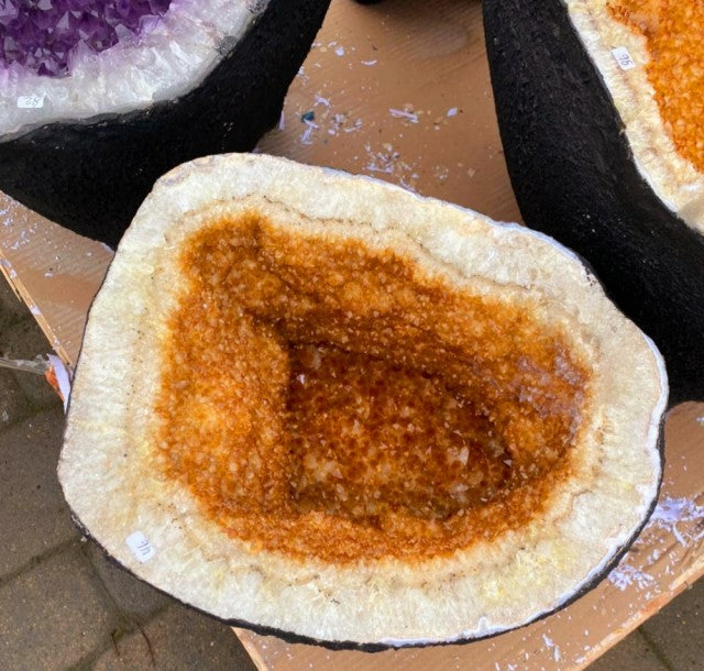 Super eksklusive og massive Citrin Geode Salongbord 46 og 96kg
