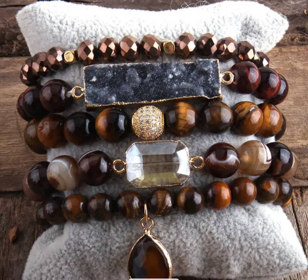 Nye, BoHo Mediterraen 5 rader, fleksible armbånd med druzy Agat sten og decor, Brown Design