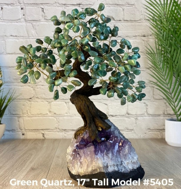 Vakre og eksklusive Feng Shui - Bonsai Lykketrær m/ ekte krystaller og Ametyst Clusterfot, 43cm høy, Grønn Quartz, 8kg