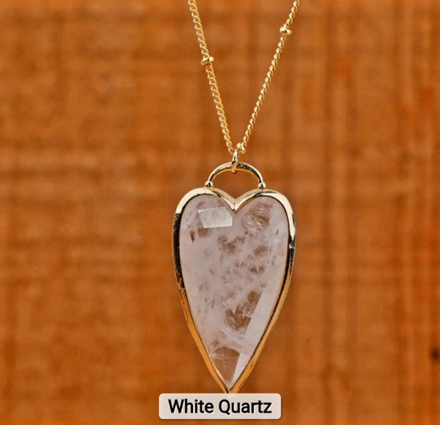 Long Hearts Designkjede 37x19mm - Gold Electroplated - Hvit Quartz