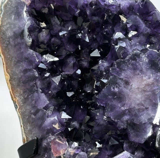 Large Natural Amethyst Stone Specimen, A+ Grade Crystals - MWS1496, 5.23kg - 30.5x19cm