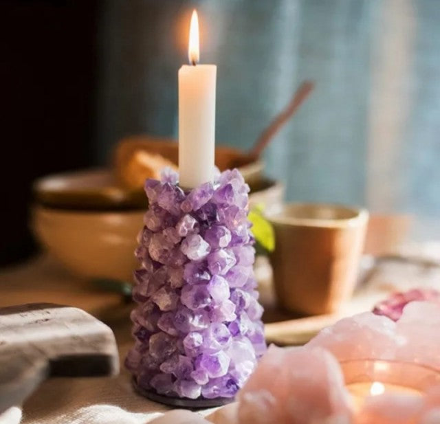 Stor og Superflott Ametyst lysestake ( for høye lys ) i råkvarts, ca. 13cm / 500gram