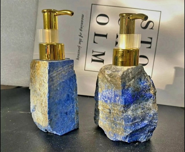 HÅndlaget SÅpedispenser i Blue Lapis Lazuli Quartz, 12 - 15cm, 500-700gram