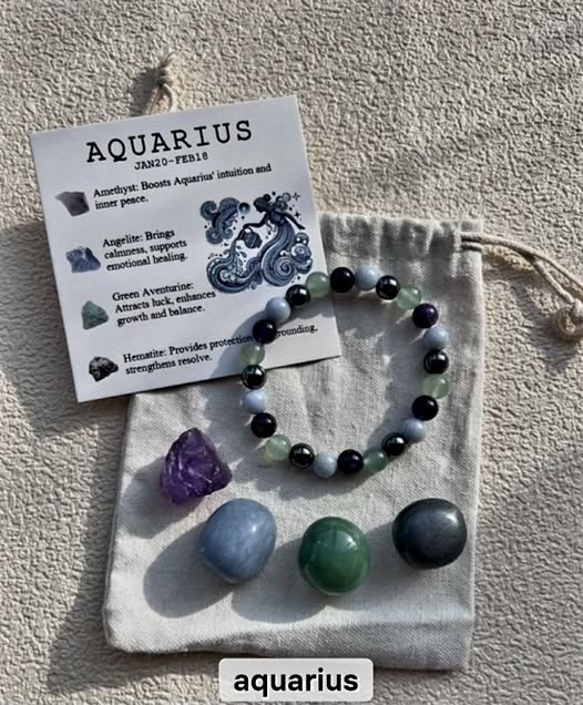 Aquarius ( Vannmann ) Birthstone Krystallsett ( 4 stener + armbånd )