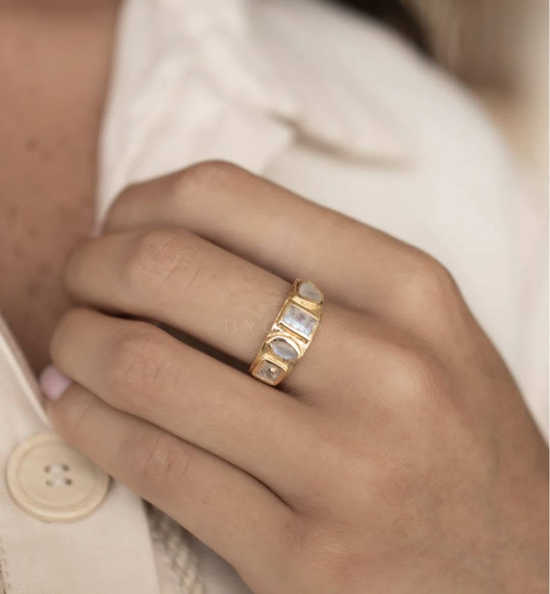 Håndlaget, Designring " LOLI " med Moonstone 18K Gold Electroplated