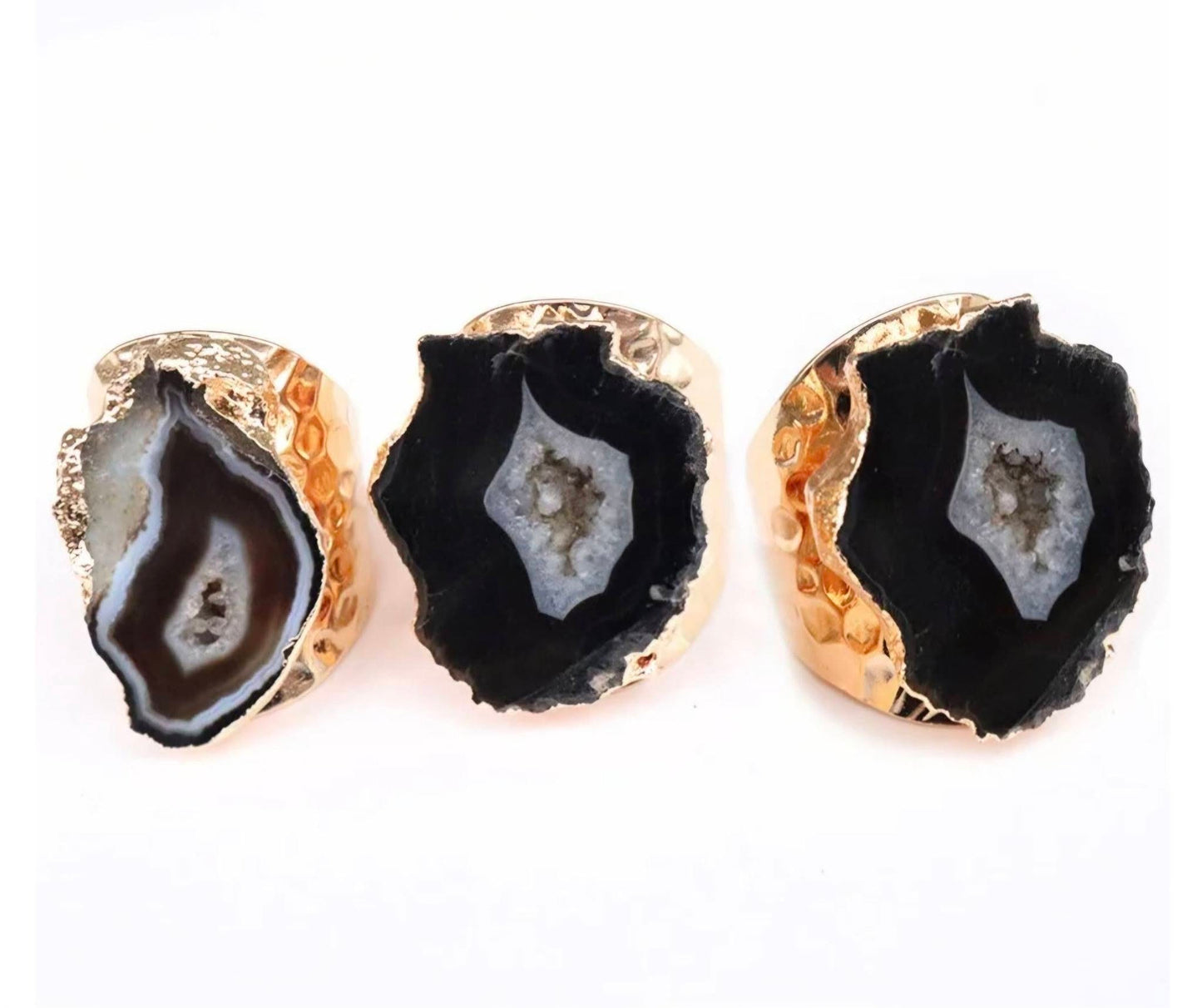 Nye og vakre Black Agate Geode ringer , Gold Electroplated