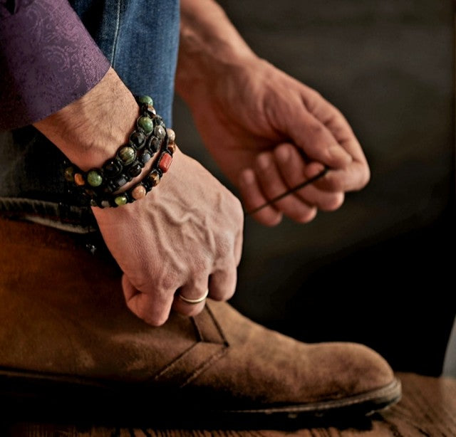 New Design / Trendy og Exclusivt Shambhala ArmbÅnd, Sapphire, Turmaline Cube Flat beads . Labradorite , Kyanite -