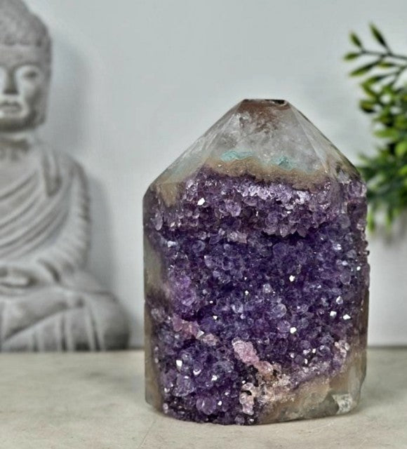 Natural Uruguay Amethyst & Agate Stone Tower AAA+ Quality Geode, 14x10cm. STP0182
