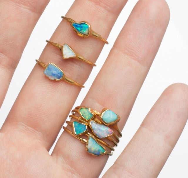 Ny, hÅndlaget rustik Australian 3 - 7mm OPAL Ring , gull, rosegull, sølv electroformed kobber