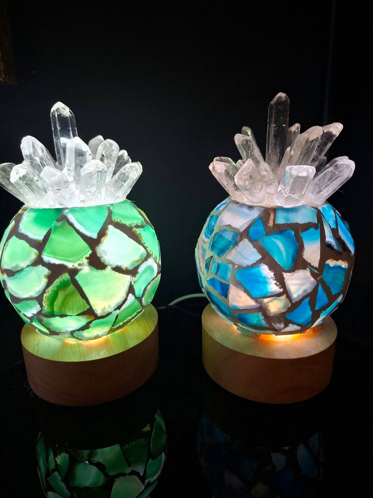 Ny, dekorativ Grønn Agat & Clear Quartz Krystallamper i " Pineapple " Design