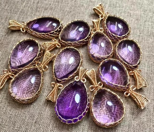 Supervakre AAA kvalitet eksklusivt og stort 30x20mm Ametyst DrÅpeanheng Gold plated m/kjede