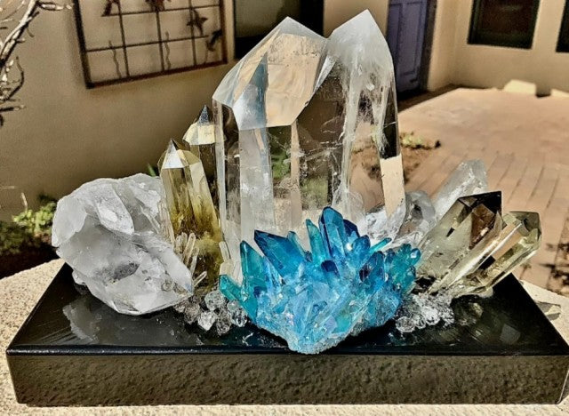 Fantastisk hÅndlaget CLEAR QUARTZ CRYSTAL Lampedekorasjon “ A PLACE THAT SPEAKS TO THE CRYSTAL CLEAR AND BEAUTY INSIDE "