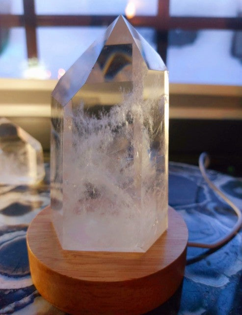 Clear Quartz High Quality Tower , ca. 10x6cm - 400 gram, thick