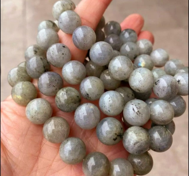 Enkelt og fleksibelt steinarmbÅnd, Labradoritt