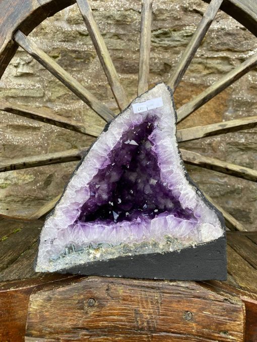 Amethyst Crystal Geode 660 Premium Queen Grade 11.16kg H26xW26xD20cm