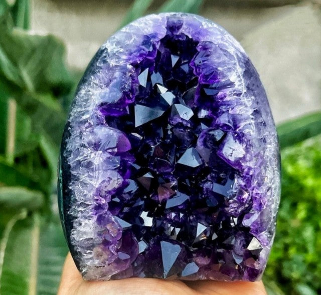 Supervakker Uruguay A+ Quality Freeform Geode A+ Quality 2.6kg , ca. 17x13cm