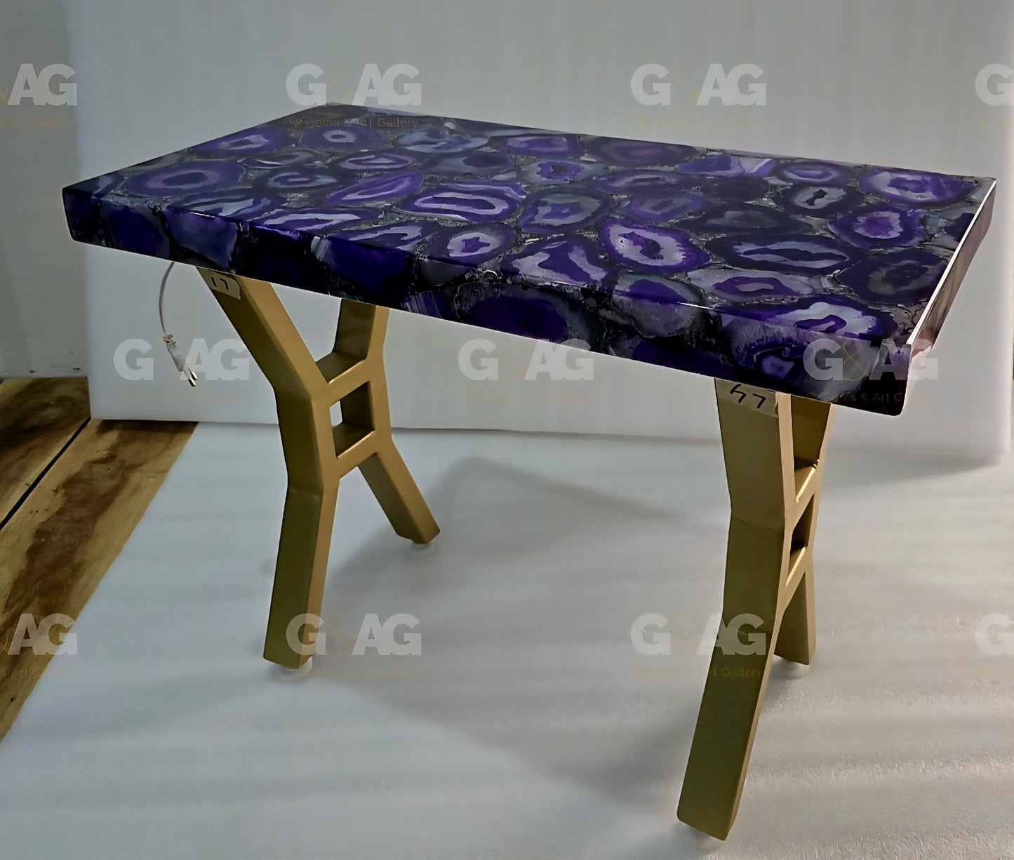 EXCLUSIVE NATURAL AGAT TABLE ( Sofa, Coffe, Side, Dine ) , Purple - 60x30cm - backlit ( Ledlys ) - Golden Design Legs