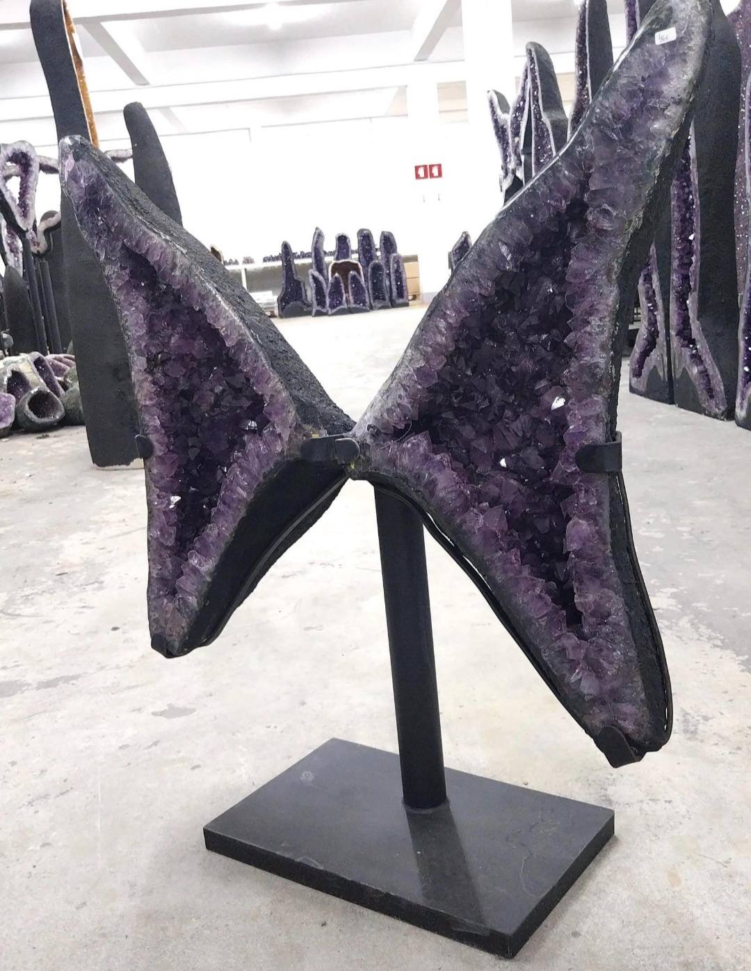 Eksklusiv Brazilian Ametyst Butterfly Angel Wings 62x25x13cm - 46kg. AAA+ Kvalitet