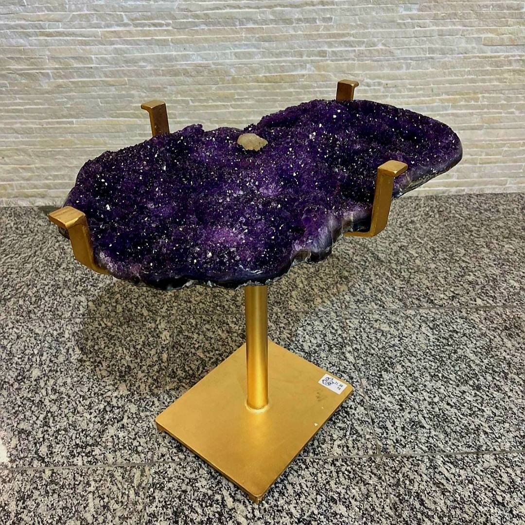 KAMPANJE / HIGH QUALITY BRAZILIAN AMETYST CLUSTER GEODE COFFEE / SOFA TABLE, 31KG - 61x44cm, Høyde 58cm