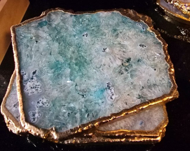 KAMPANJE / Supervakre og tykke 10mm Green Aqua Agate Coaster Sett, Gold Electroplated ( 4 stk. )