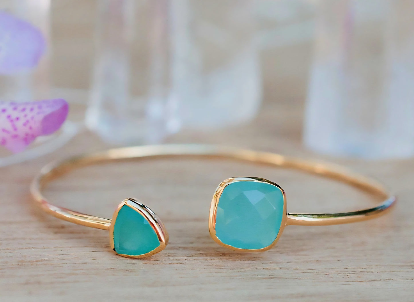CILA Design Armbånd w/ , Aqua Calsedony, Gold Electroplated