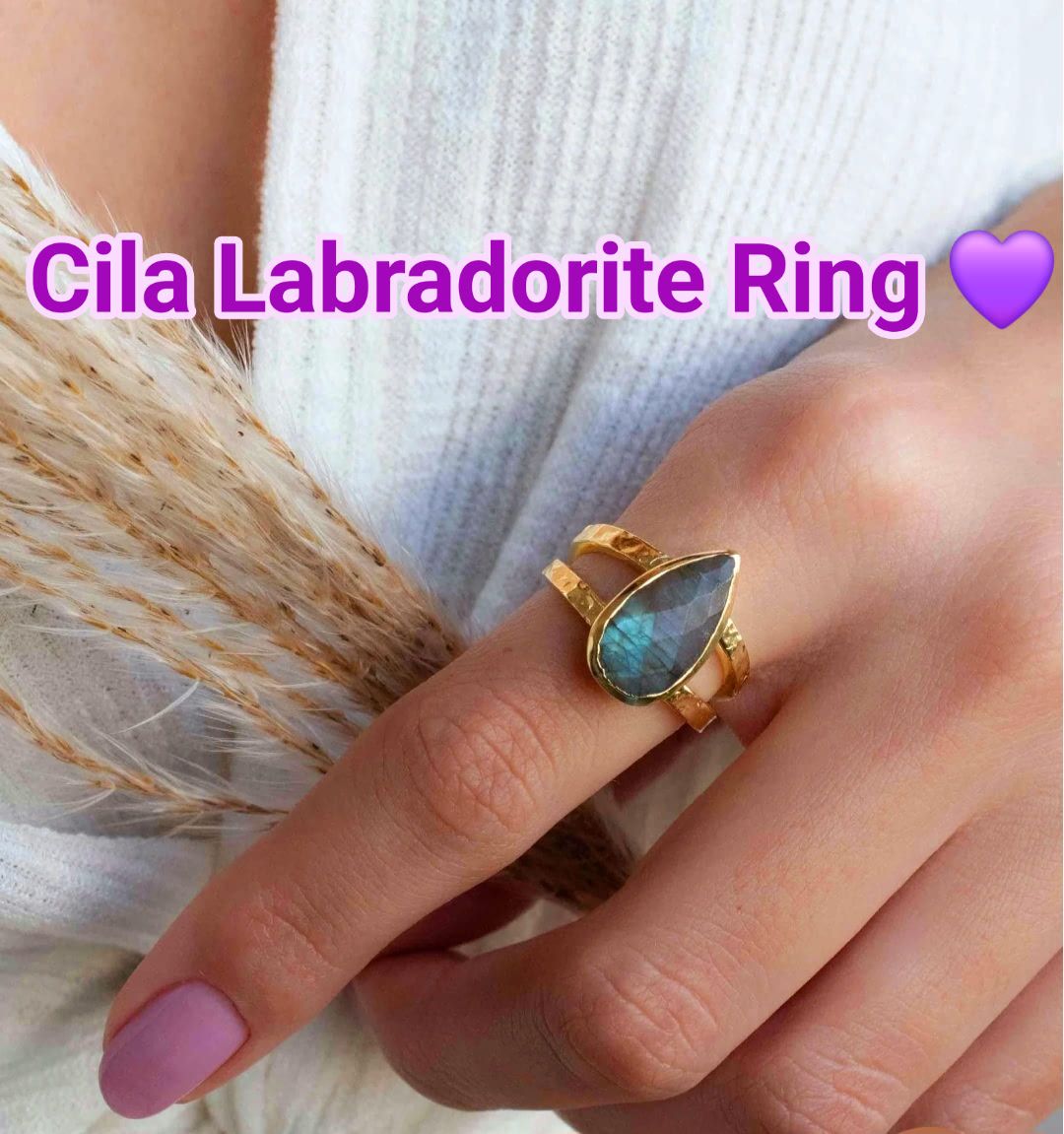 Håndlaget, Trendy - håndlaget " STATEMENT " Designring med stor Labradorite sten, 18 K Gold Electroplated