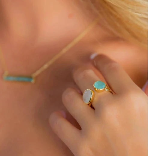 Håndlaget 2 stone CILA model "ISA" ringdesign med stener i Moonstone og Aqua Chalsedony,& Gold Electroplated, Str. 56