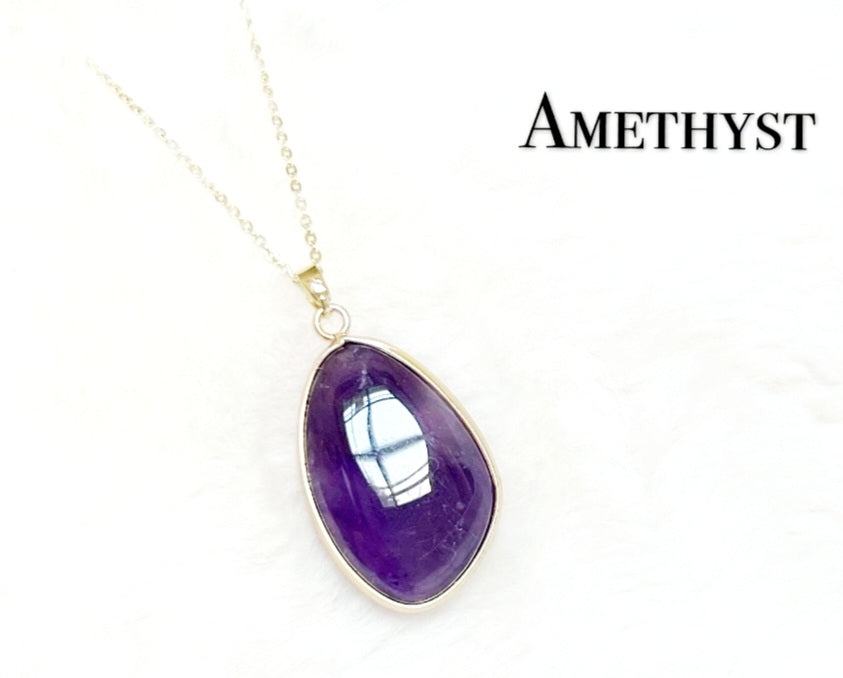Nye, vakre Ametyst Designkjeder, Gold Electroplated - 30x20mm Tear Drop Design
