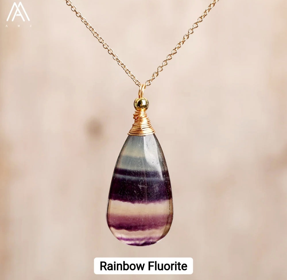 Supervakre AA kvalitet naturlig FLUORITE RAINBOW DrÅpeanheng Gold plated m/kjede, ca. 25x15mm