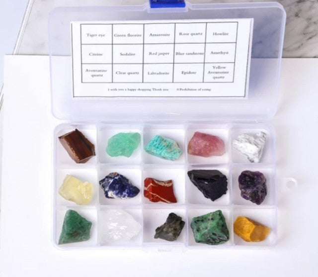 NYTT 15 DELER RÅKRYSTALL STEINSETT