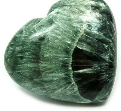 Hjertesten i Serafinit.."The Stone of Light" ..Englesten.. Medium Str. 40x50mm