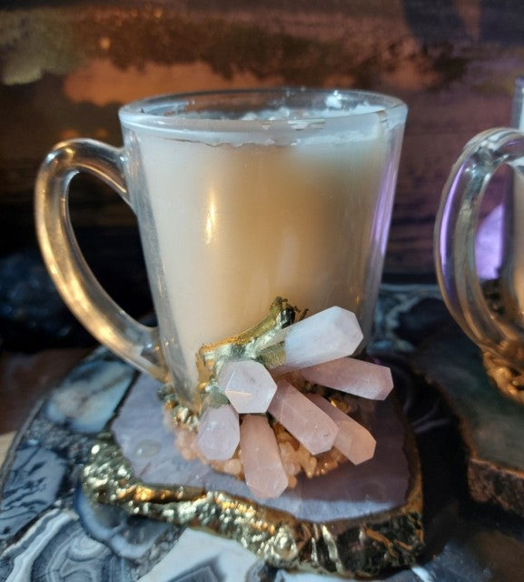 Crystal Exclusive Pack, håndlaget veganske 350ml Soyalys i Designglass m/Rose Quartz krystaller + Free Coaster, Gold