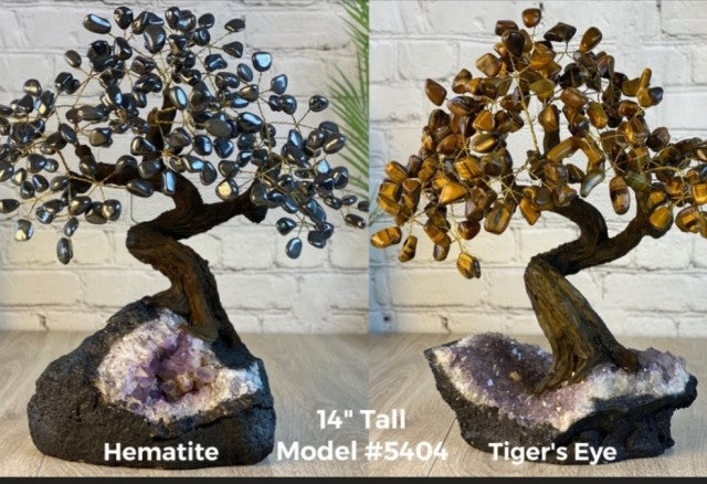 Feng Shui - Bonsai Lykketrær m/ ekte krystaller og Ametyst Clusterfot, ca. 35cm høy, Hematitt eller Tigerøye, 6kg