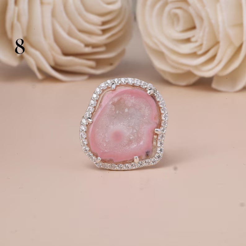 Unike og vakre AGATE Geode Druzy Ring | Sterling Silver, CZ Halo, Adjustable, Geode Size - 22x20mm