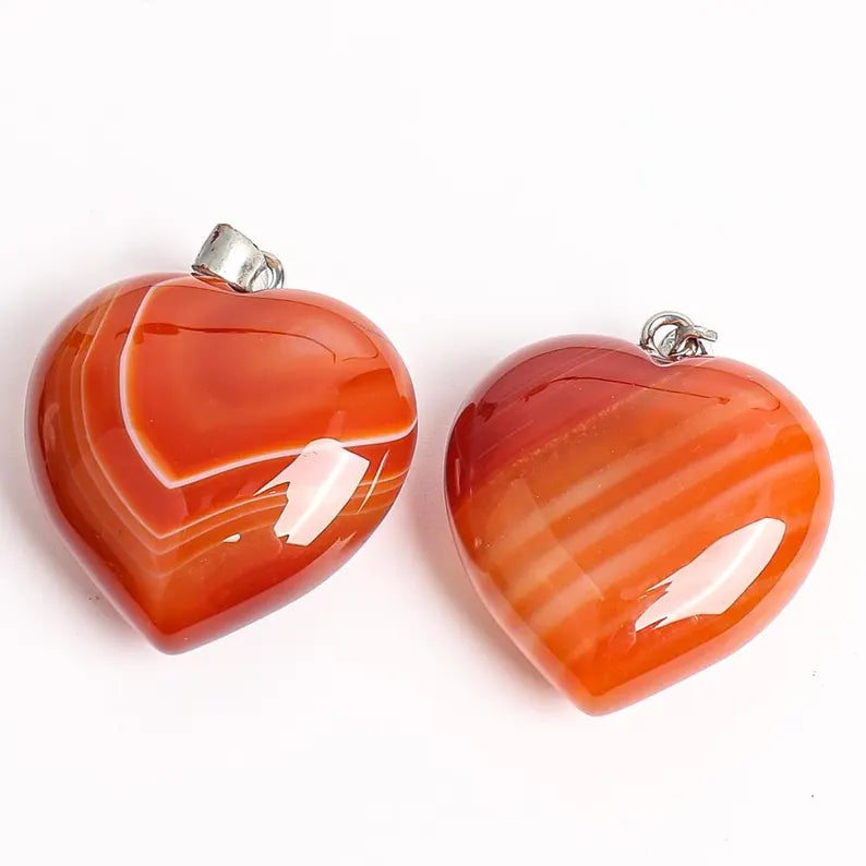 Nye Brazilian AGATE Hjerteanheng m/ Silverplated Kjede, Red - 30mm