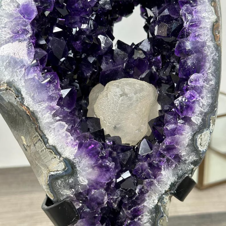 Large Top Grade Amethyst Geode with Calcite Crystal Inclusion - MWS2963, 20.5x16.5 - 3KG