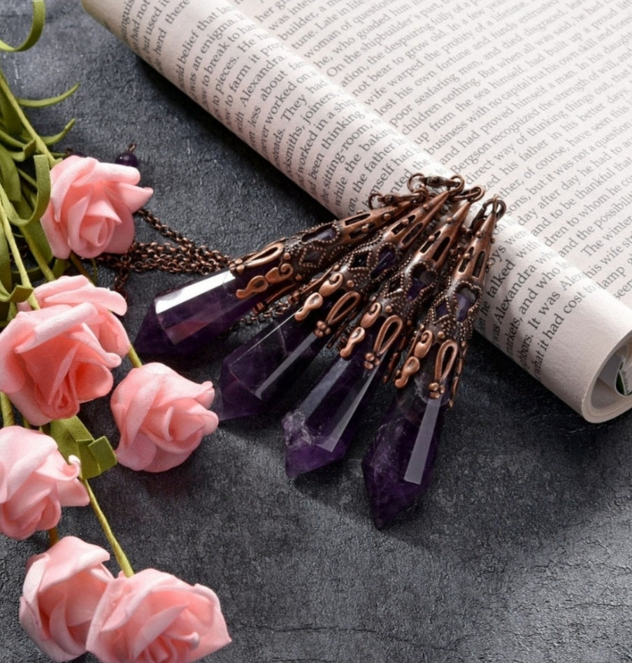 Nye, hÅndlagede pendler i Indisk Design, Ametyst, 80mm